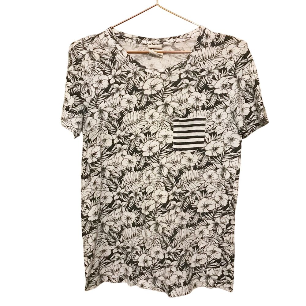 PINK Victoria secret floral t shirt size small